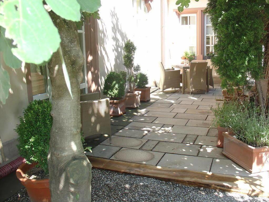 Hotel Garni Kaiserstuhl Ihringen Exterior foto